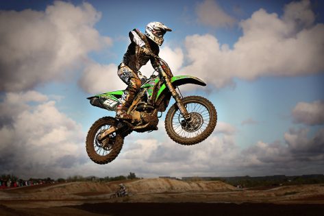 motocross-2549359_1920
